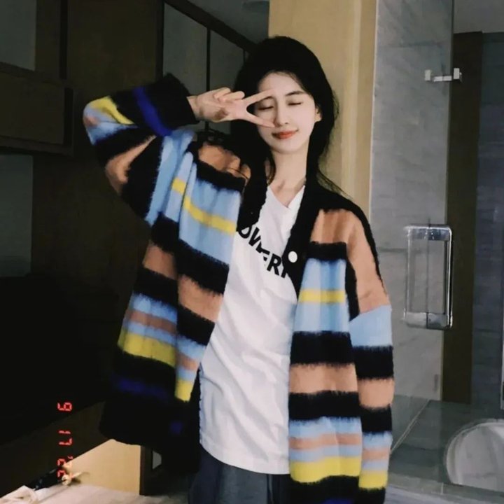 后窗的女人